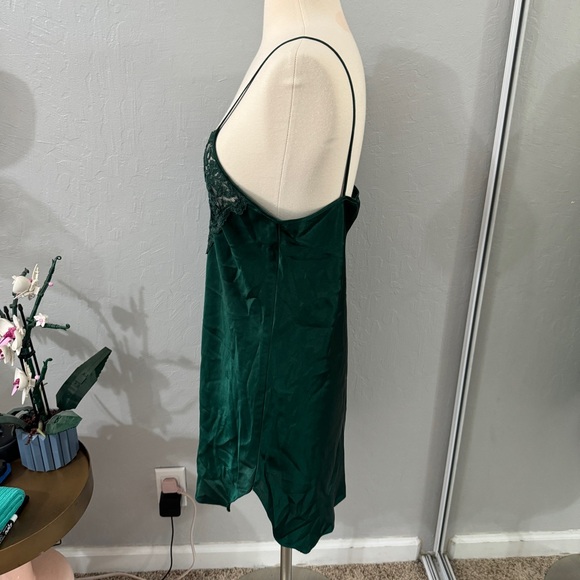 Vintage Dark Green Lingerie Slip - Picture 5 of 7